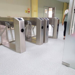 nguyên lý hoạt động của cổng xoay 3 càng