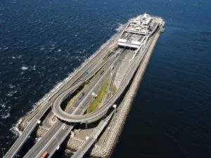 Bãi đỗ xe trên đảo Umihotaru, Tokyo, Nhật Bản