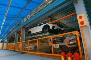 cửa tự động trong bãi đỗ xe