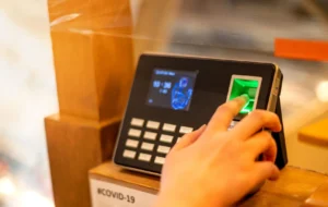 máy chấm công vân tay