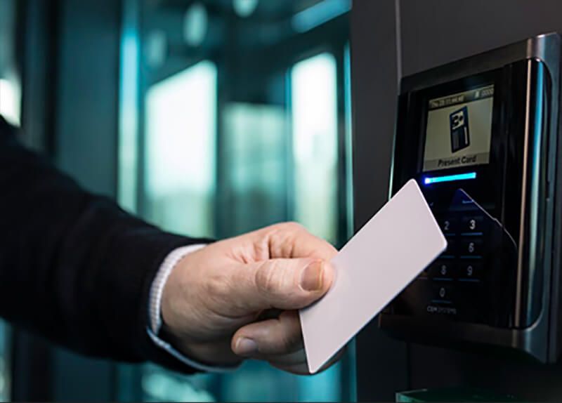 kiểm soát ra vào, chấm công