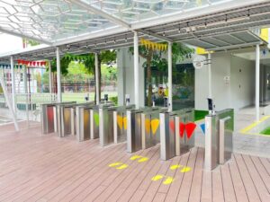 hệ thống kiểm soát ra vào bằng thẻ từ kết hợp khuôn mặt