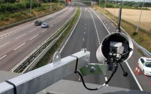 ứng dụng camera anpr vào theo dõi giao thông và phạt nguội